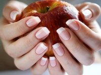 Диагностика состояния здоровья по цвету и форме ногтей