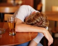 Как распознать алкоголизм на ранней стадии?