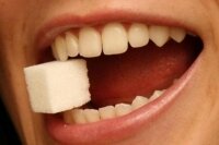 Список продуктов, опасных для зубов