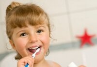 Детская стоматология: когда показывать малыша врачу?
